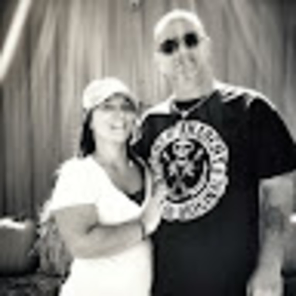 Meet your Posher, Tanya - Picture 1 of 1